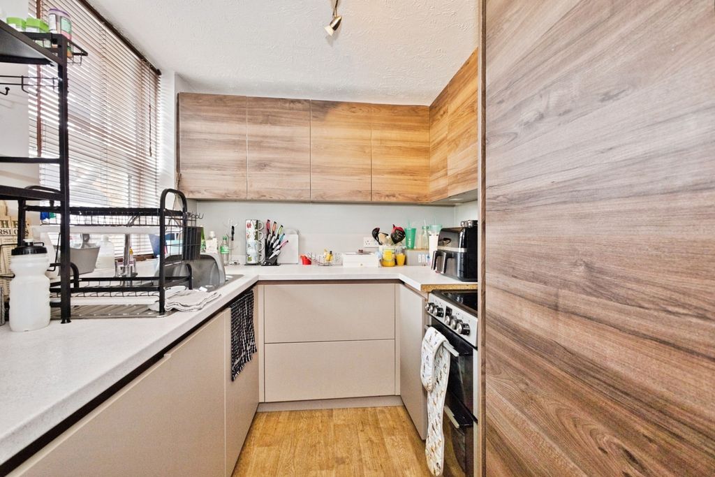 Additional image 12 of 2 bed flat for saleRutters Lane, Ilminster, Somerset TA19