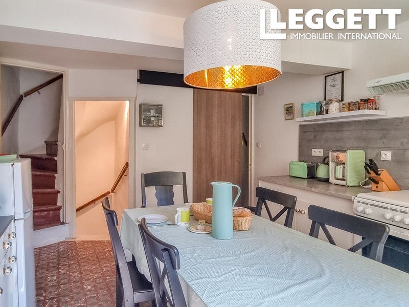 Property photo 3 of 10