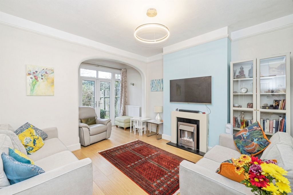 Property photo 3 of 20