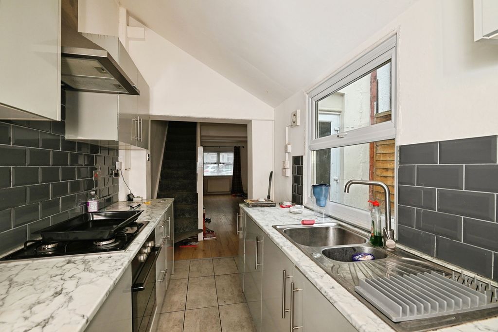 Property photo 1 of 13 Kitchen