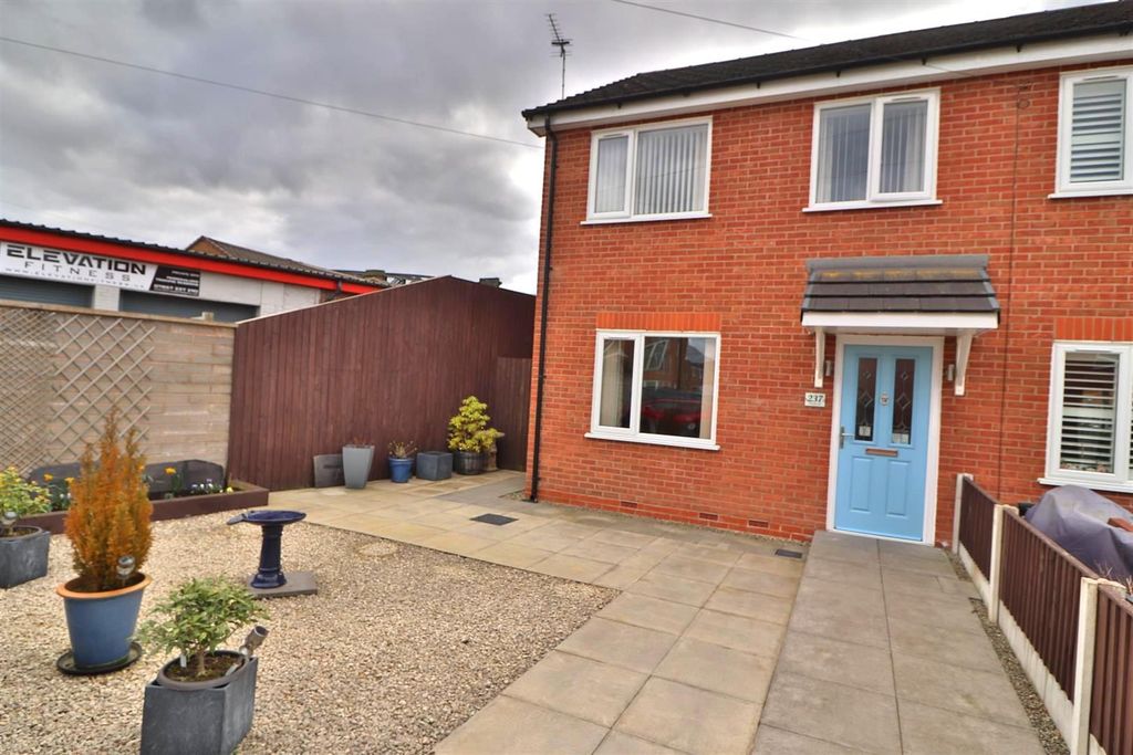 Property photo 1 of 18 237 Thelwall Lane 1.Jpeg