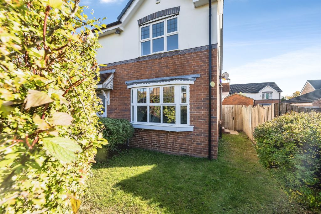 Property photo 2 of 19