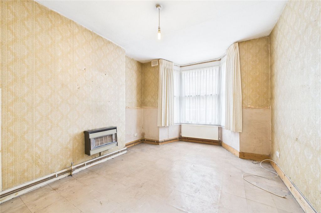 Property photo 2 of 28 Picture No. 02