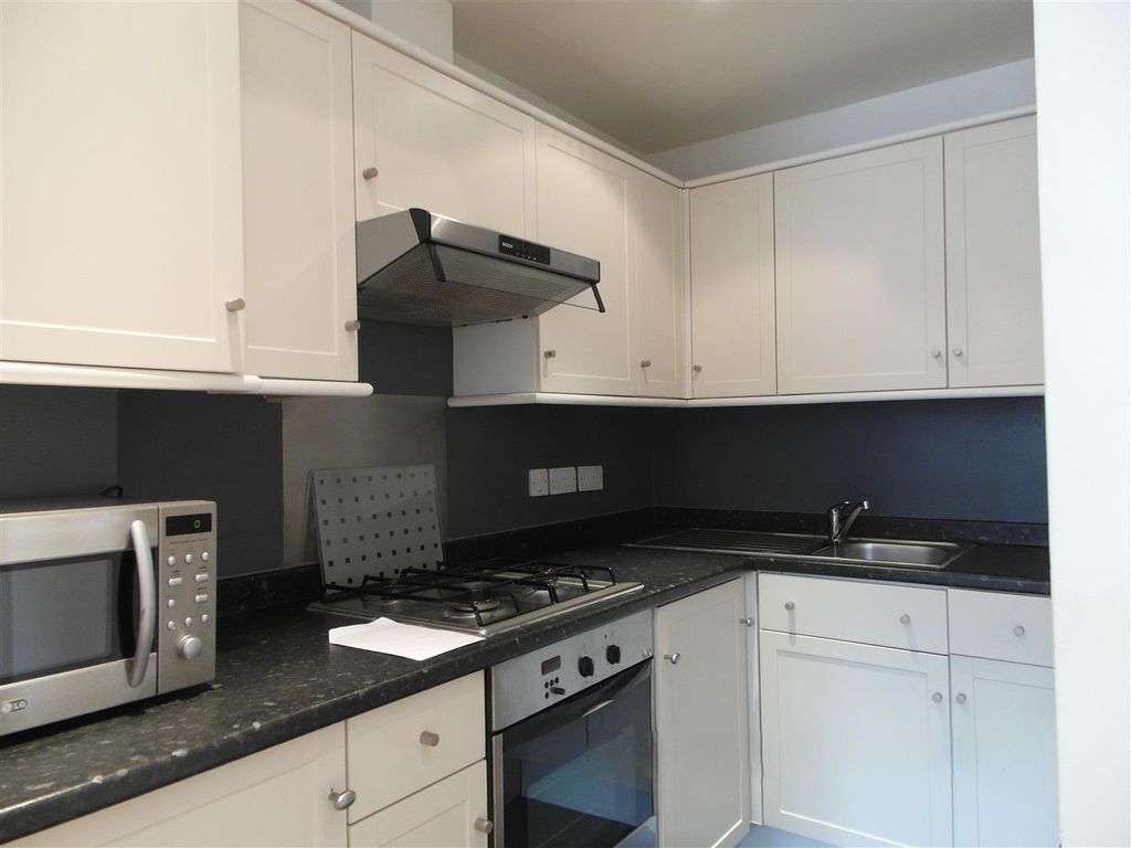 Property photo 2 of 5 Sam_3173.Jpg