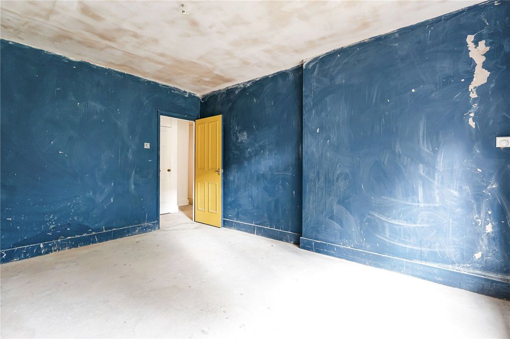 Property photo 3 of 17 Reception Room