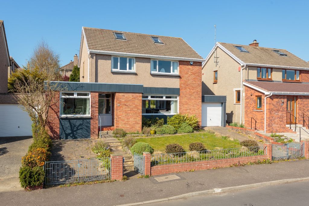 Property photo 1 of 30