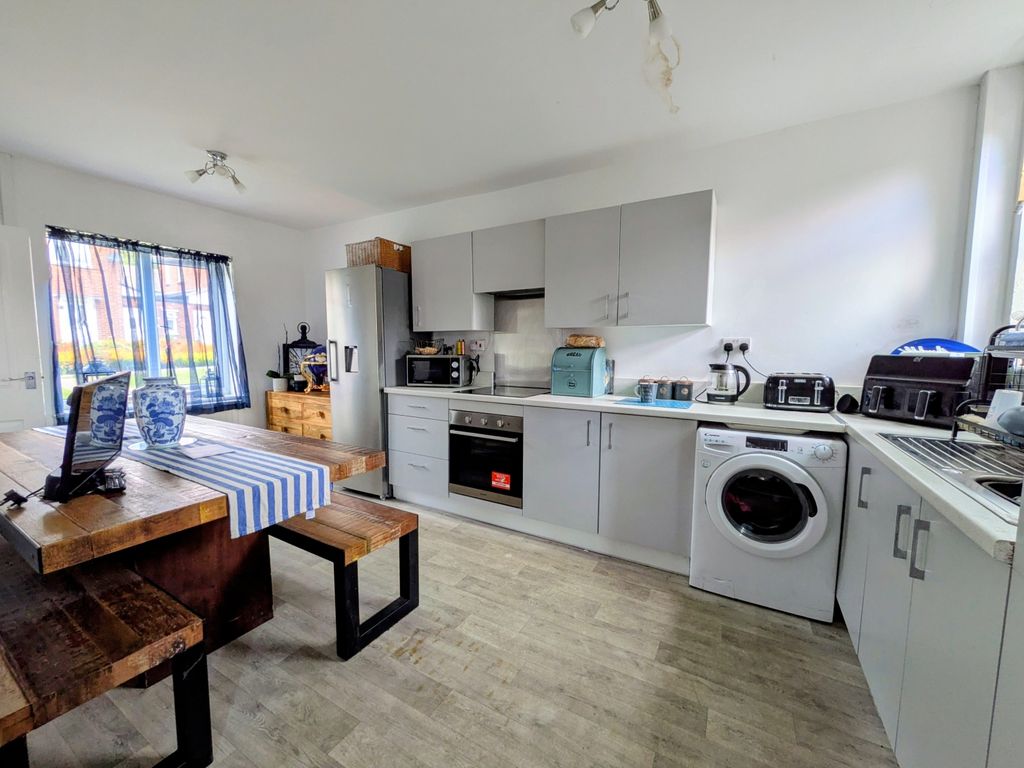 Property photo 2 of 3 1000000078