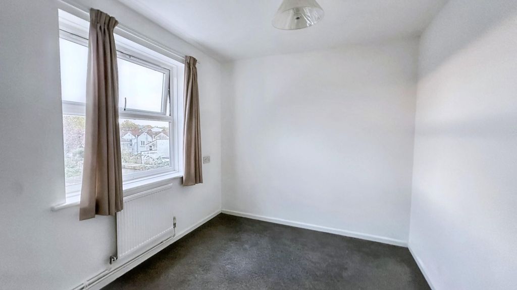 Property photo 3 of 4 A__Ru-Fm_0Ya-Asmc-Oq5Q