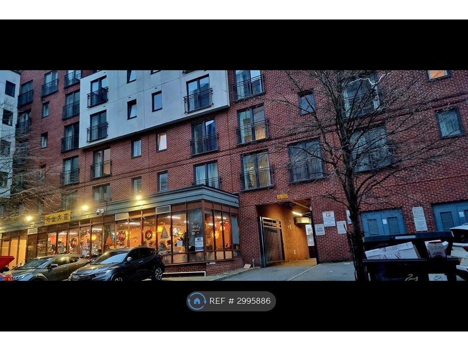 Property photo 1 of 8