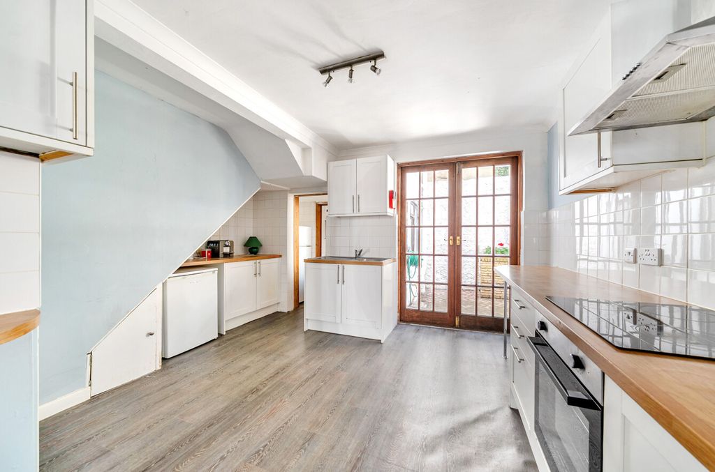 Property photo 2 of 16 1467793-17-6A1Edf...