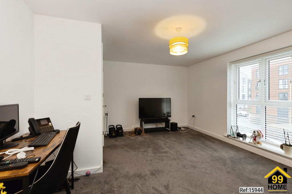 Property photo 3 of 20 Photo 2