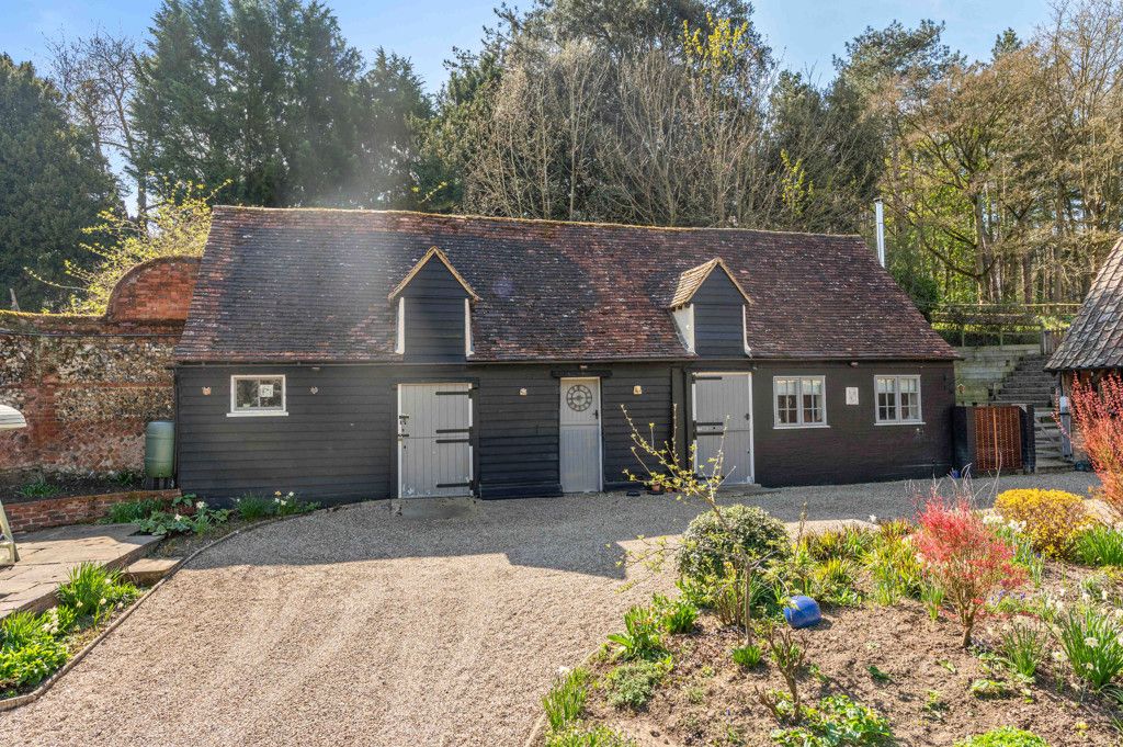 Property photo 3 of 38