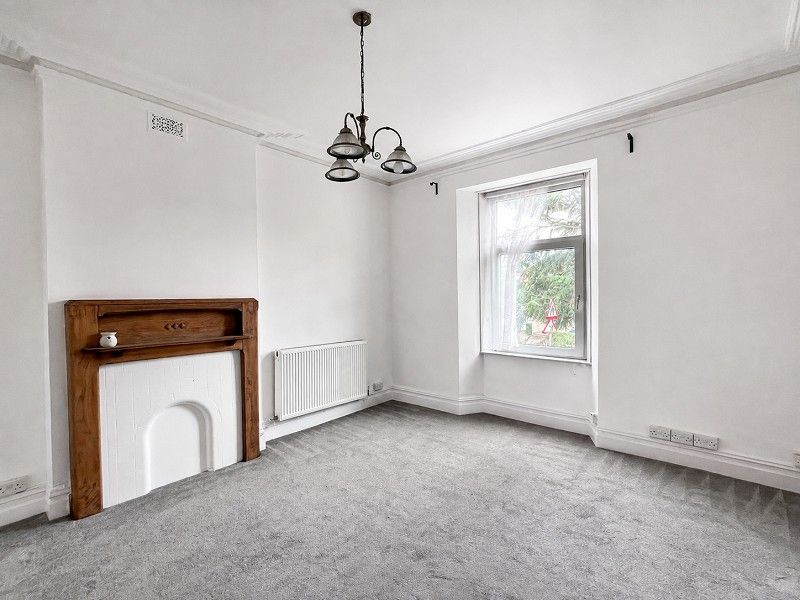 Property photo 2 of 8 Not Specified