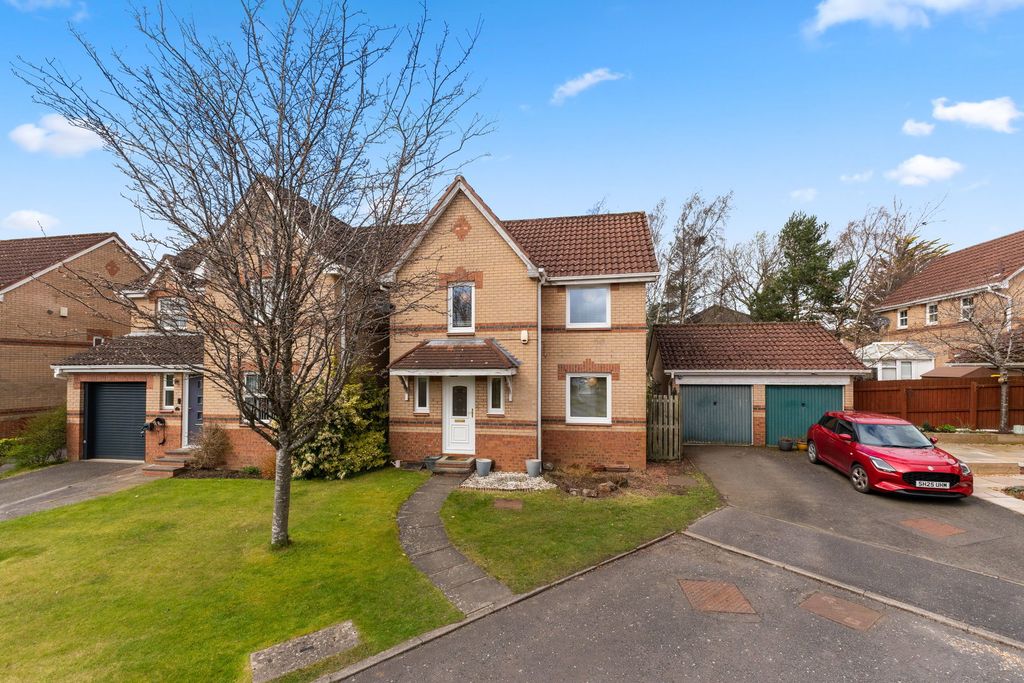 Property photo 1 of 29