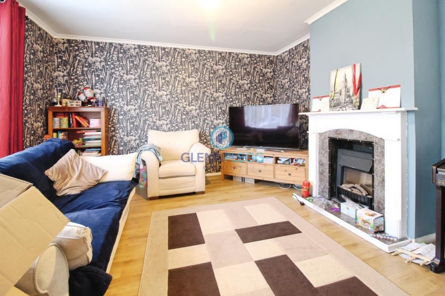 Property photo 3 of 12