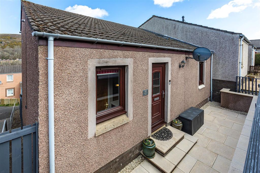 Property photo 1 of 26 49 Kilnknowe Place Galashiels 01.Jpg