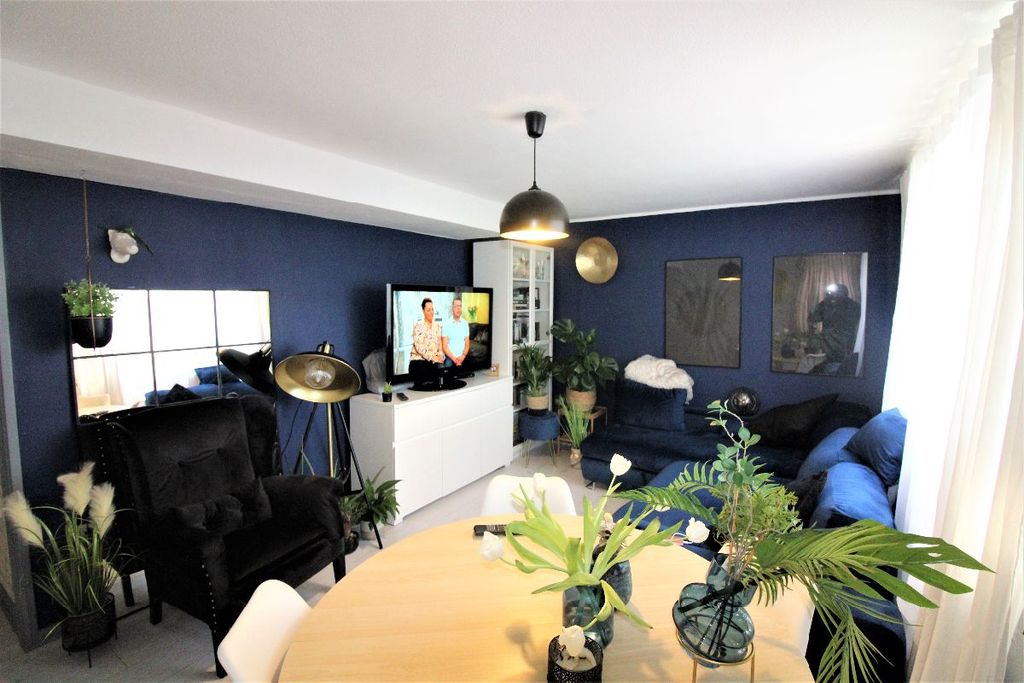 Property photo 2 of 14