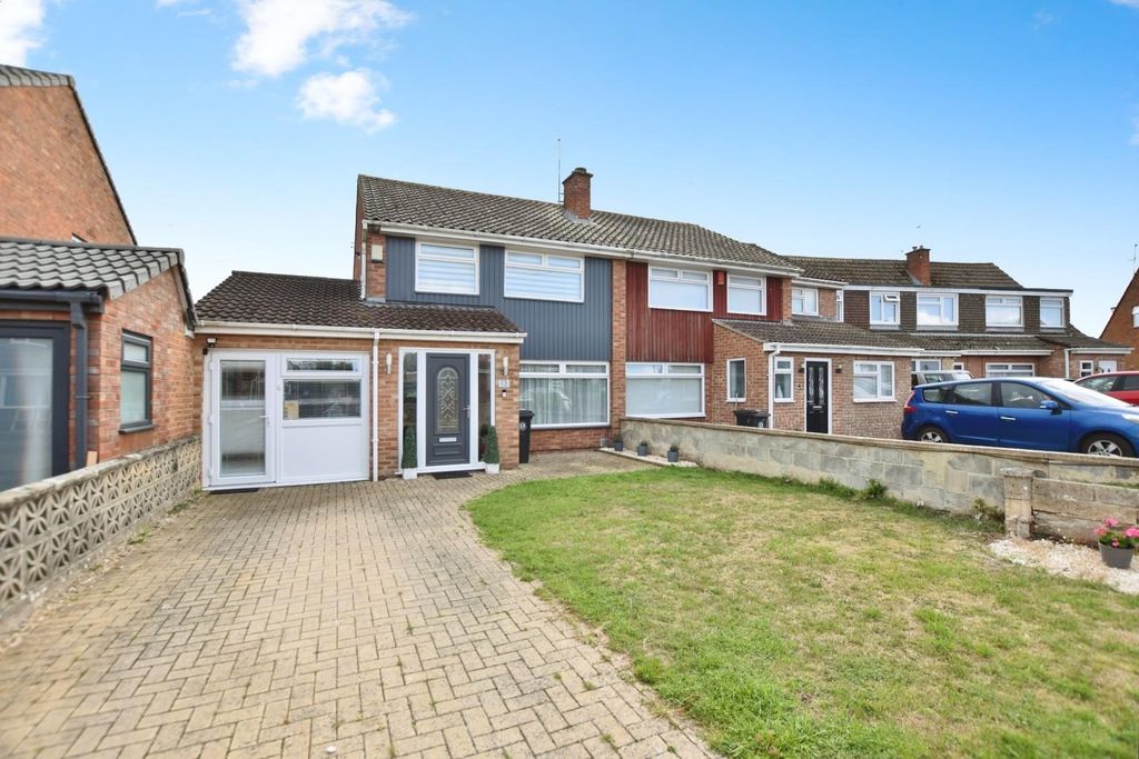 Property photo 1 of 21