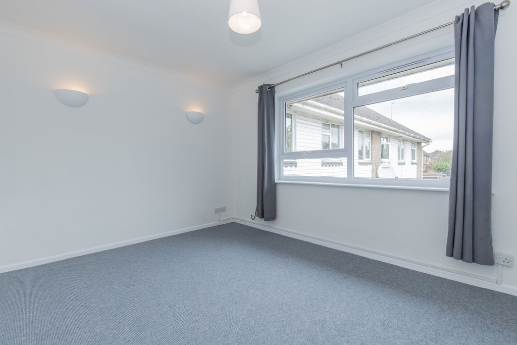 Property photo 3 of 7 94587