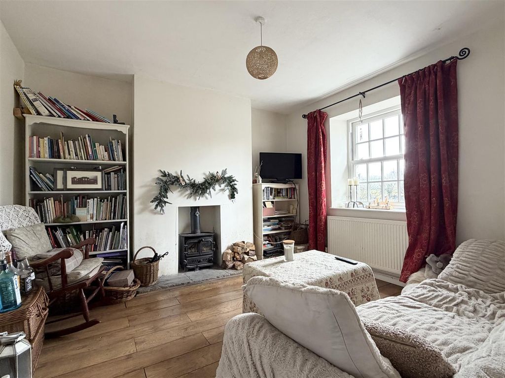 Property photo 2 of 14