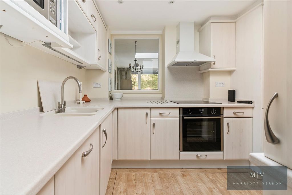 Property photo 2 of 15 St Bernards 16 MV-3.Jpg