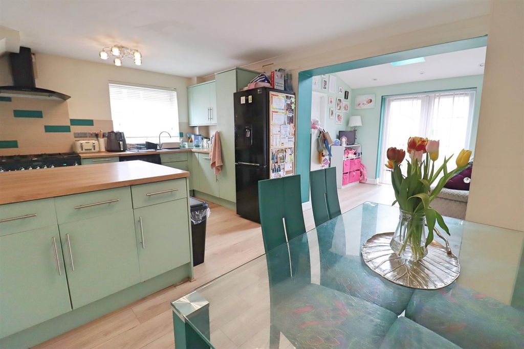 Property photo 2 of 18 Img_0460.Jpg