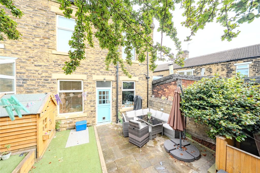 Property photo 1 of 20 Picture No. 37
