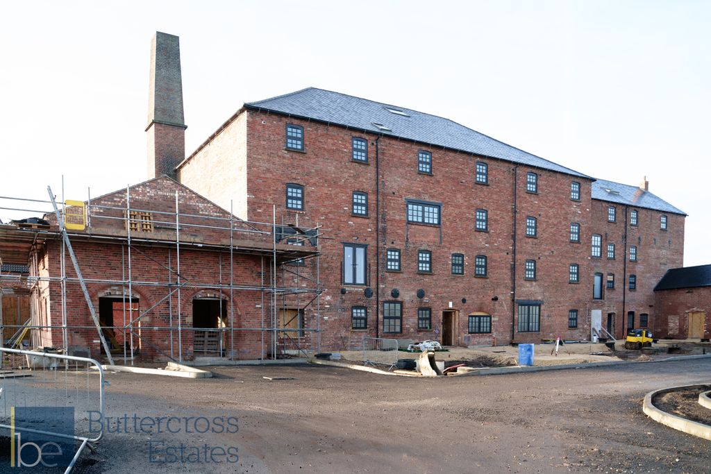 Property photo 2 of 20 The Old Mill