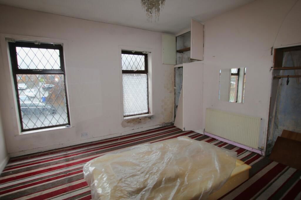 Property photo 3 of 11