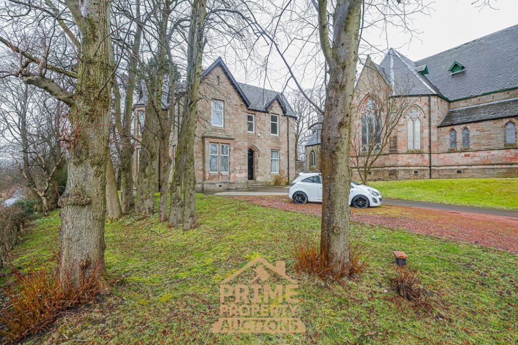 Property photo 2 of 47