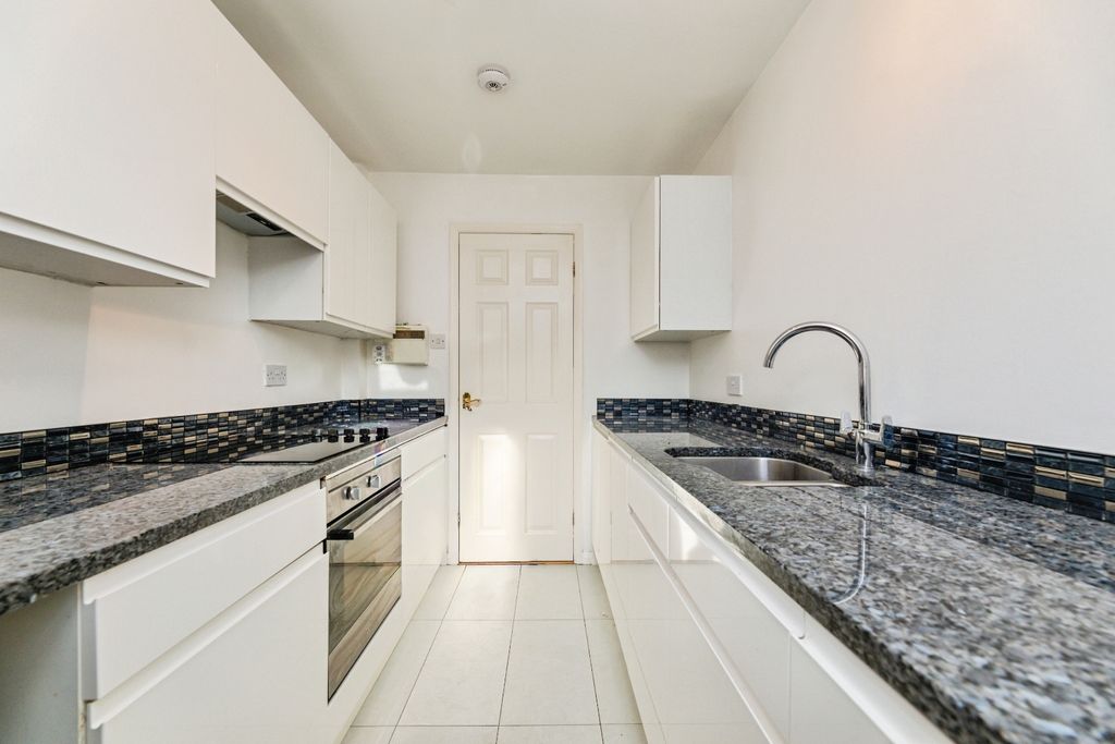 Property photo 2 of 18 Pbox-Img.Jpg