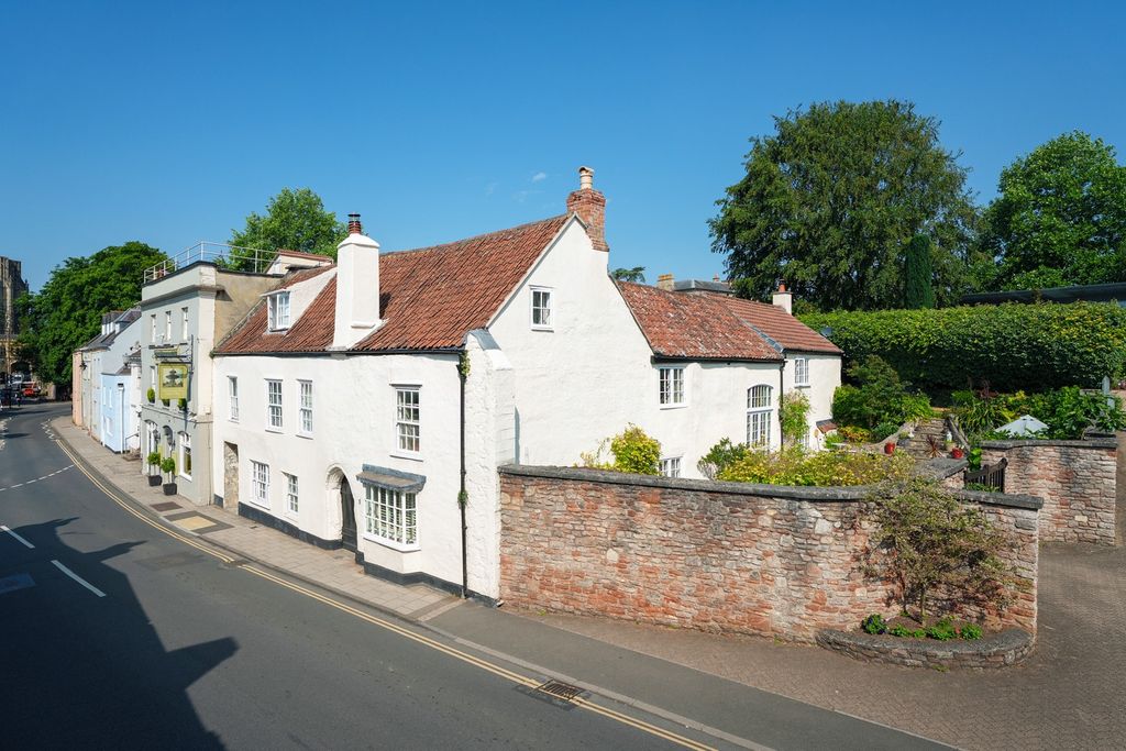 Property photo 1 of 27 5231382
