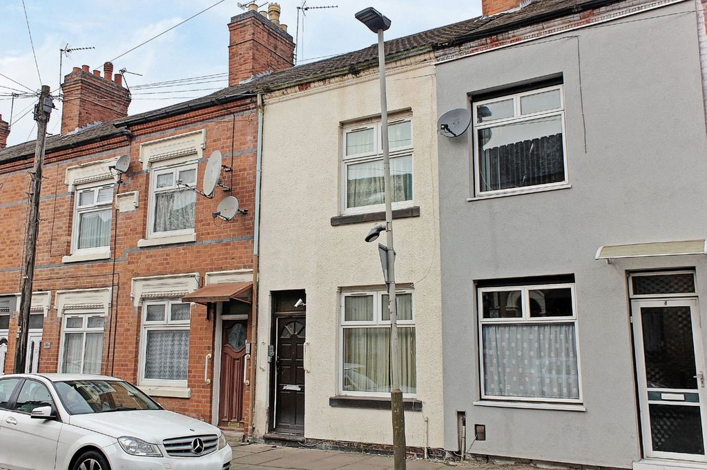 Property photo 1 of 10