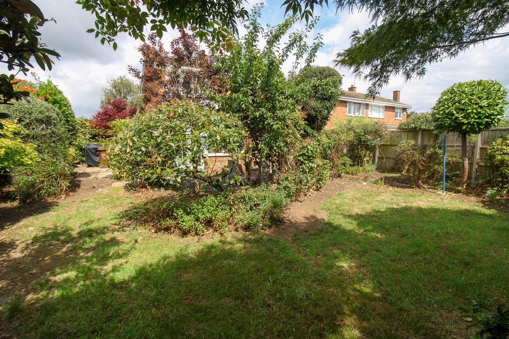 Property photo 2 of 21