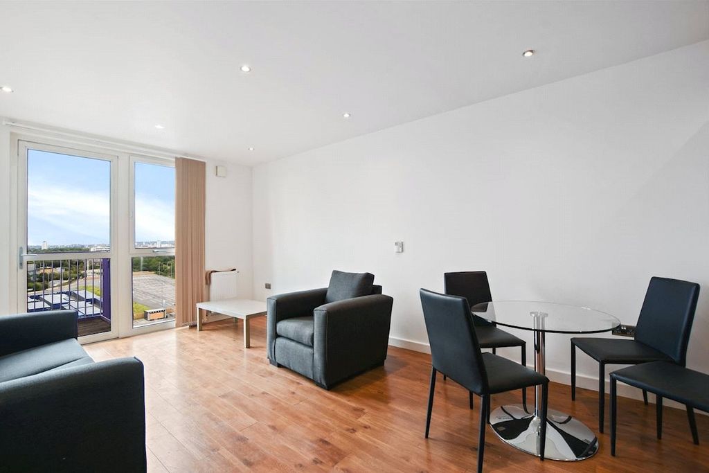 Property photo 2 of 12 Picture No. 06