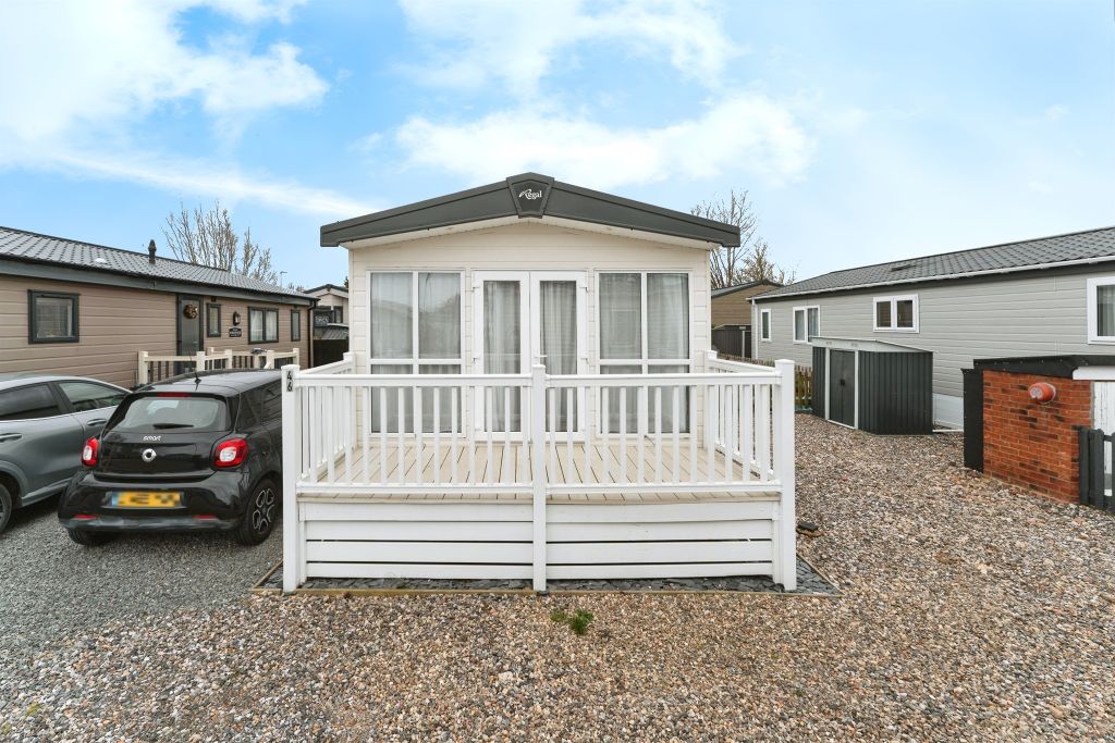 Property photo 2 of 14