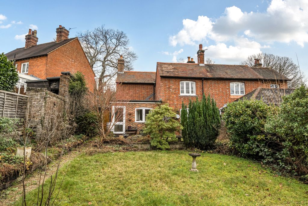 Property photo 2 of 15 1400733-20-696Fc7...