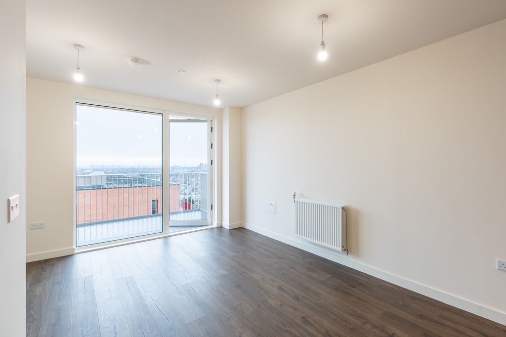 Property photo 2 of 12