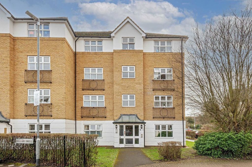 Property photo 1 of 6