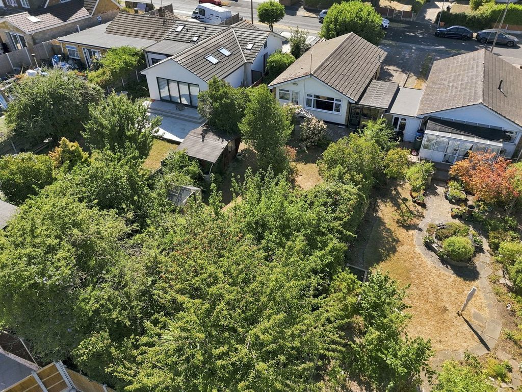 Property photo 3 of 16