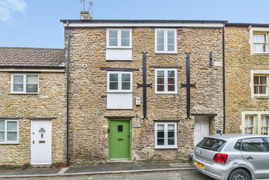 Property photo 1 of 20