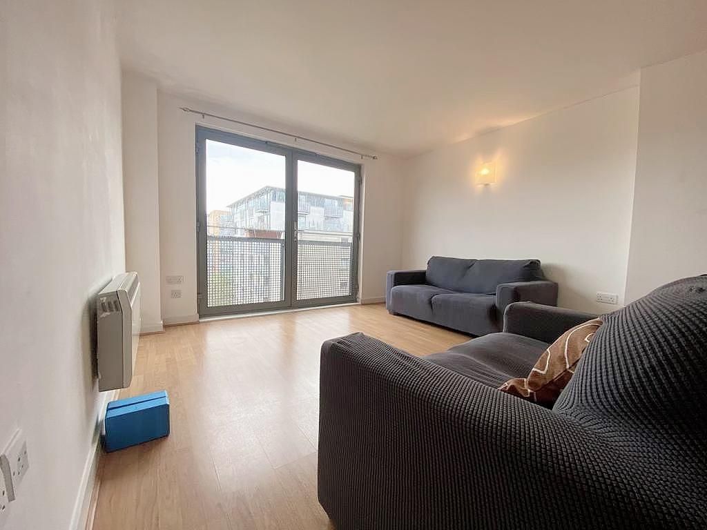 Property photo 2 of 9