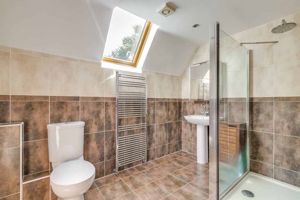 Additional image 23 of 6 bed detached house for saleMoormead Hill House, Offley Road, Hitchin SG5