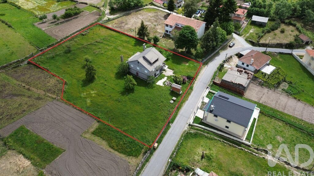 Property photo 2 of 31
