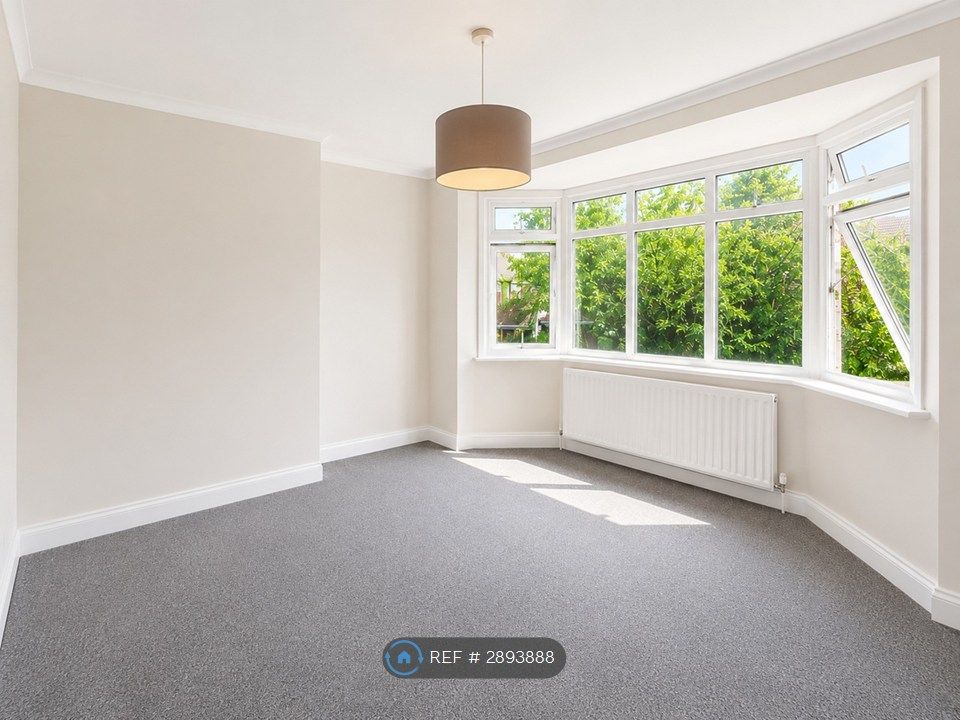 Property photo 1 of 4
