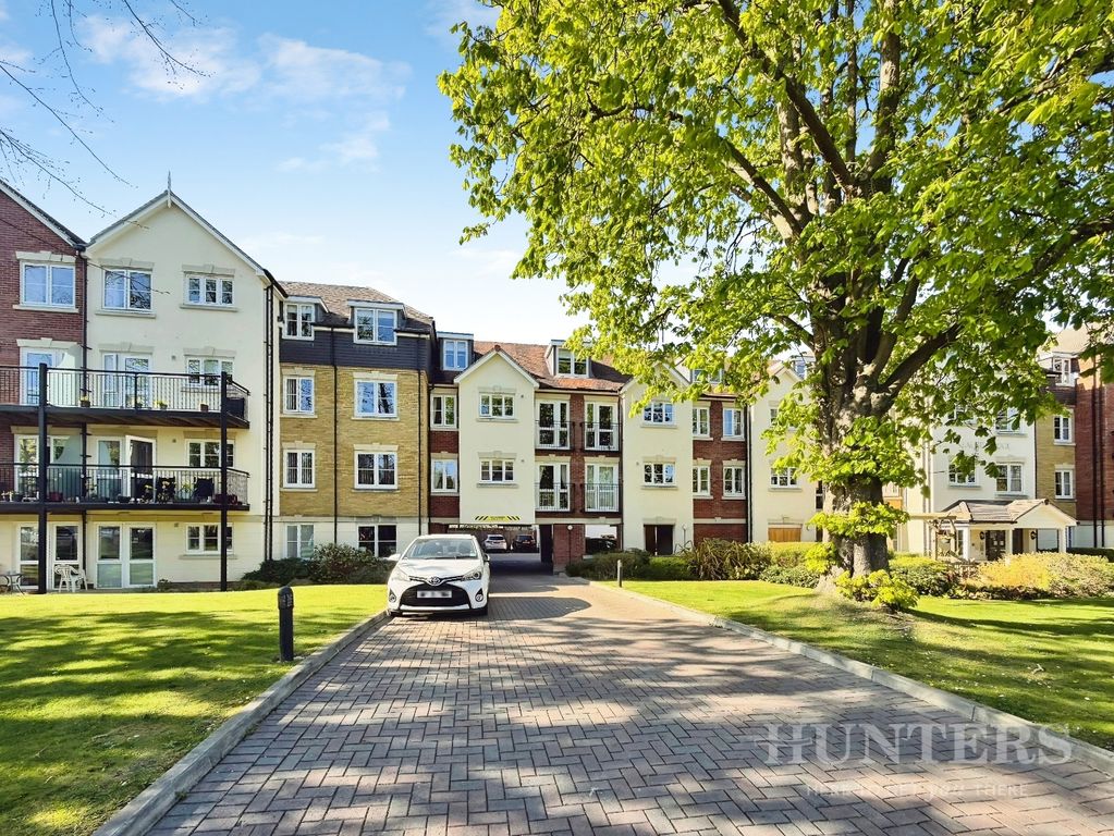 Property photo 1 of 15