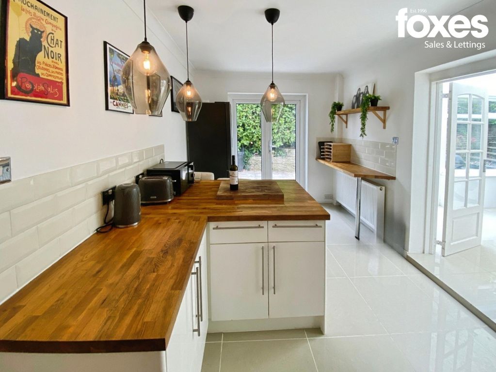 Property photo 3 of 30 4215943
