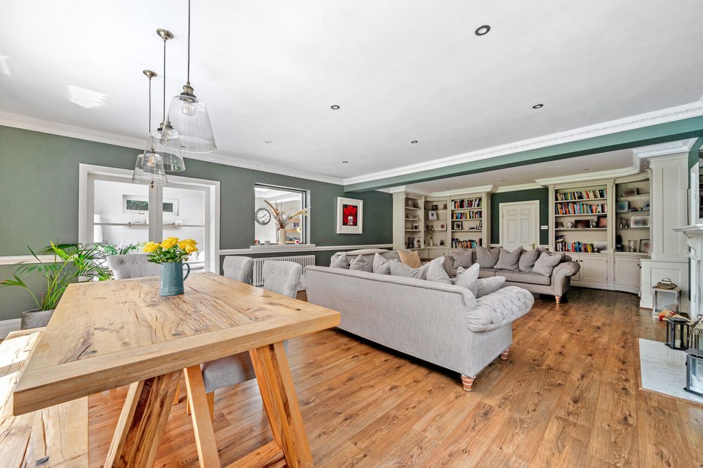Property photo 3 of 35 1477429-7-6A2970d...