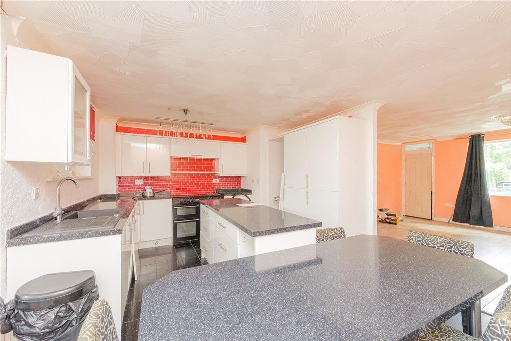 Property photo 2 of 12 Kitchen/Diner