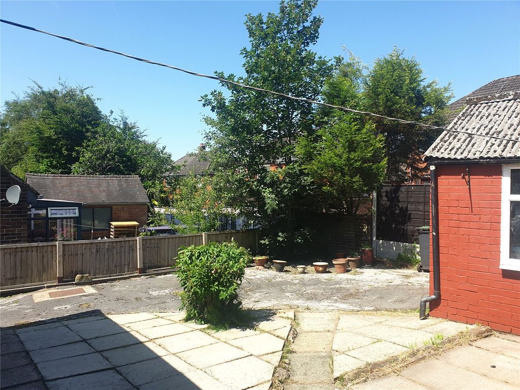 Property photo 2 of 14 Picture No. 19